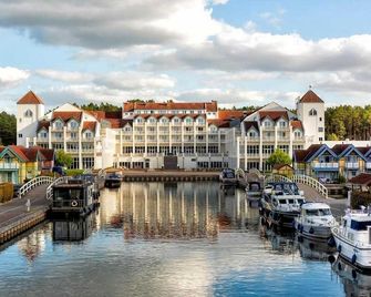 Sunday Resort Hafendorf Rheinsberg - Kleinzerlang - Edificio