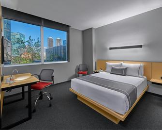 City Express Plus by Marriott Monterrey Nuevo Sur - Monterrey - Bedroom