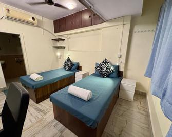 Locomo Hostel Mini - 9 mins from airport - Bombay - Sovrum
