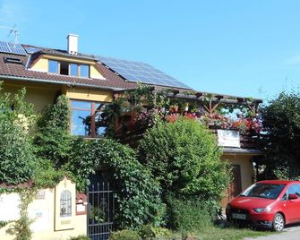 Penzion U Lesa - České Budějovice - Building