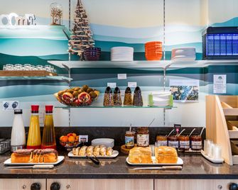 ibis Styles Annecy Gare Centre - Annecy - Gebouw