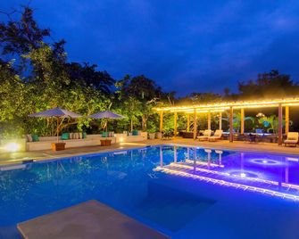 Hotel Fiesta - Puerto Ayora - Pool