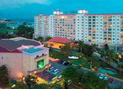 Jpark Island Resort & Waterpark - Lapu-Lapu City - Edificio
