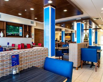 Holiday Inn Express & Suites Oklahoma City Airport By IHG - Oklahoma City - Restaurante