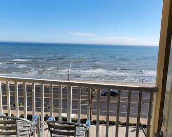 Best Western Plus Galveston Suites - גאלבסטון - מרפסת
