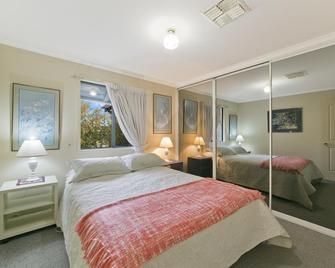 Hillside Country Retreat - York - Slaapkamer