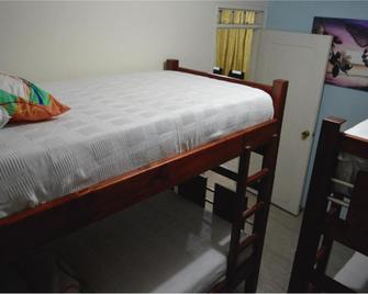 The Clover 20-28 - Palmira - Bedroom