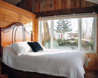 Le Yogi - Saint-Ours - Bedroom