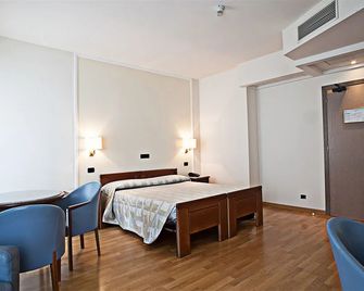 Hotel Il Timone - Porto San Giorgio