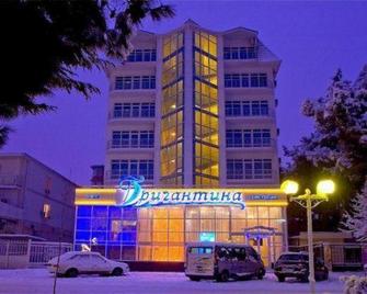 Brigantina Hotel - Gelendzhik - Byggnad