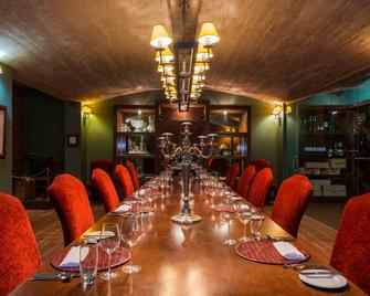 Mantis No5 Boutique Art Hotel - Port Elizabeth - Building