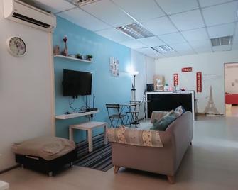 G Traveler Accommodation - Hostel - Kota Damansara