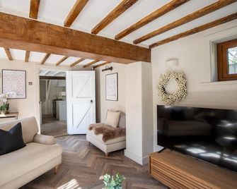 Rainbow Cottage Spacious Detached Home, - Ormskirk - Вітальня