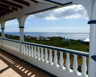 Salisbury Ocean View Villa - Roseau - Balkon