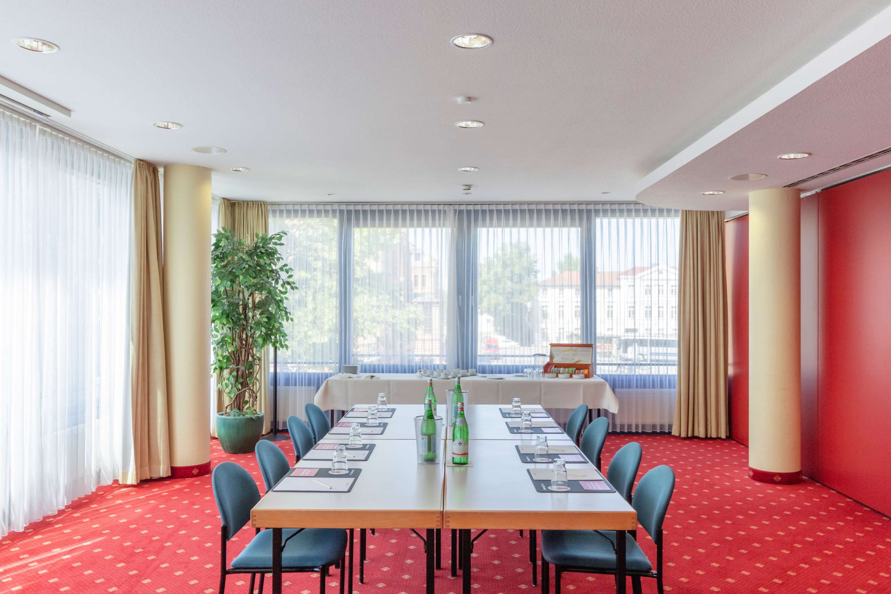 Intercityhotel Schwerin - Schwerin - Neuvotteluhuone