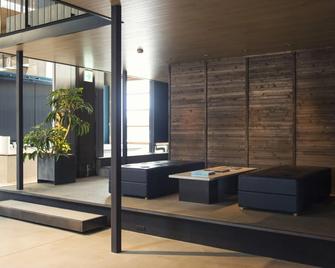 Hotel Cycle - Onomichi - Lobby