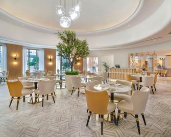 Sheraton Abu Dhabi Hotel & Resort - אבו דאבי - מסעדה