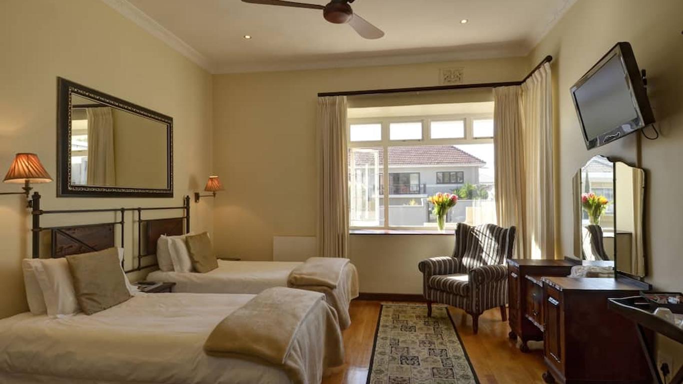 Sundown Manor Guest House