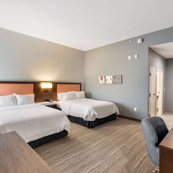 Bedroom view of Hampton Inn Winchester N/Conference Center