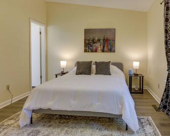 4 Mi to Dtwn Pet-Friendly Abode in Tallahassee! - Tallahassee