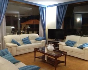 La stanza di villa Sara - Civitavecchia - Living room