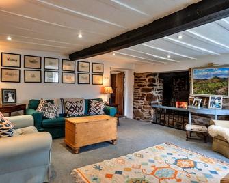 Holiday cottage with private garden, No Deposit - South Molton - Sala de estar