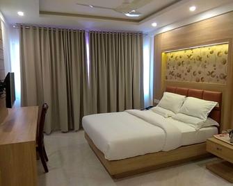 Alleppey Prince Hotel - Alappuzha - Bedroom