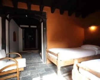Gaun Ghar Pvt Ltd - Bandipur - Habitación