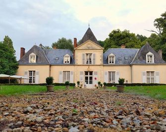 Domaine De Chatenay - Le Mans - Saint-Saturnin - Building