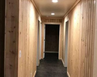 Gas Fireplace, 3 Bedroom, Full Kitchen, 2 Bathroom - Island Park - Couloir