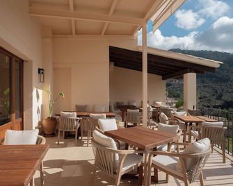 Marton Turisme de Interior - Вальдемосса - Балкон