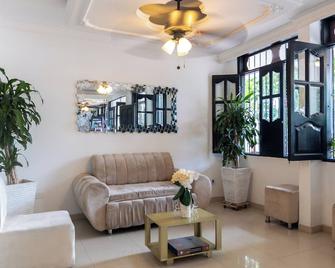 هوتل بوتيك كاسا بيري - كارتاخينا دي إندياس - ردهة