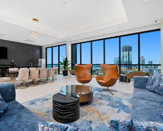 TRYP by Wyndham Southport Gold Coast - Main Beach - Lounge