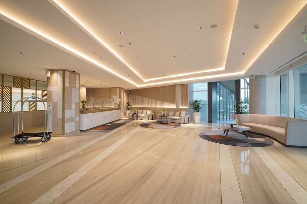 Harris Suites Puri Mansion thumbnail 2