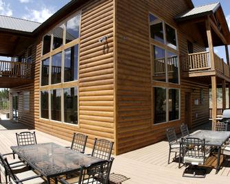 Western Cabin Surrounded by Sublime Natural Beauty near Zion National Park in Utah - Mount Carmel - Patio