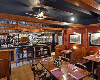 The Country Inn of Berkeley Springs - Berkeley Springs - Bar