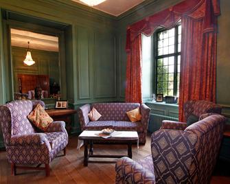 Telford Madeley Court - Telford - Living room