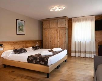 Hotel Granta Parey - Rhêmes-Notre-Dame - Bedroom