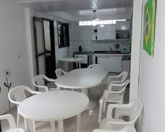 Comfort in an Excellent Location - Balneário Pereque - PR - Matinhos - Comedor