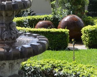 Hotel Posada Virreyes - Guadalajara - Vista exterior