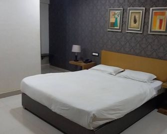 Kasturi International - Bīdar - Bedroom