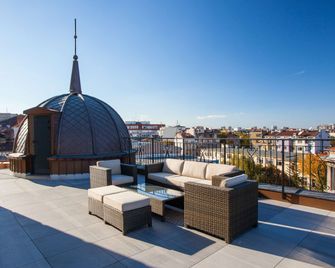 Hotel Coop, Sofia - סופיה - מרפסת