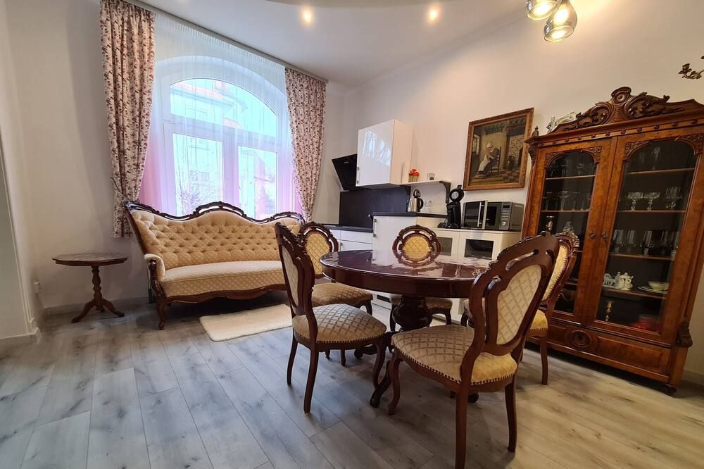 زونينهوف باد سالزوفلين - باد سالزوفلين - غرفة طعام