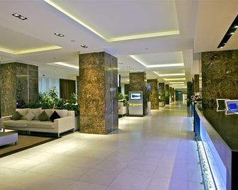 Zhemchuzhina Grand Hotel - Sochi - Recepción