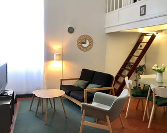 Petit cocon - Villefranche-sur-Mer - Living room