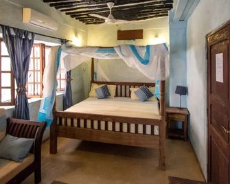 Kiponda B&B - סטון טאון - חדר שינה