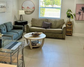 Casa Flamenco - ווסט פאלם ביץ' - סלון