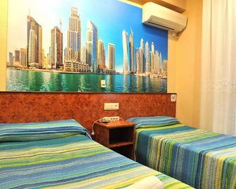 Hostal Venecia - Azagra - Habitación