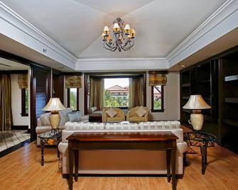 The Magellan Sutera Resort - Kota Kinabalu - Wohnzimmer