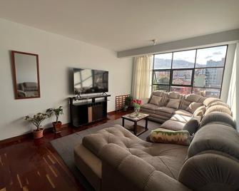 Skyline Suites - La Paz - Wohnzimmer